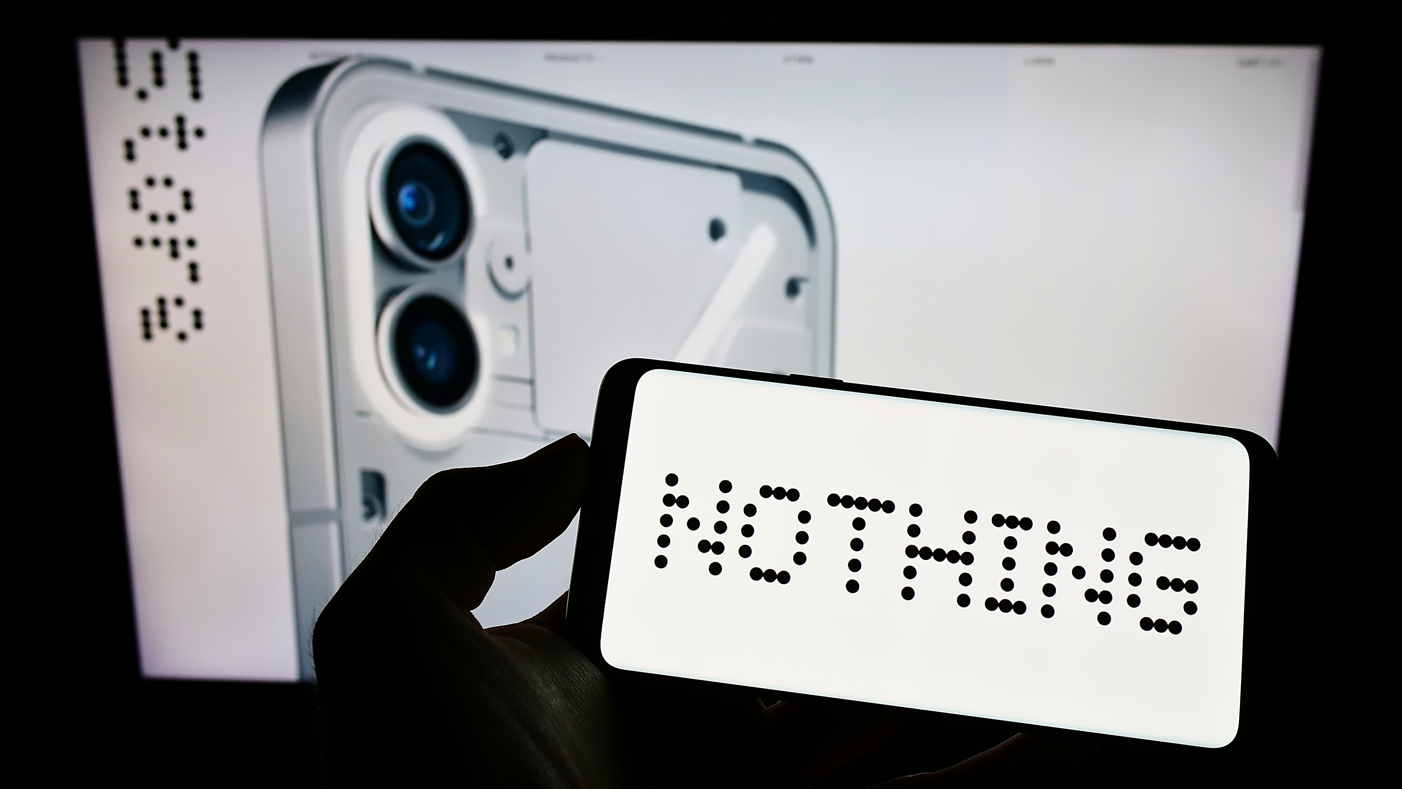 La marca Nothing: sus móviles y auriculares te fliparán