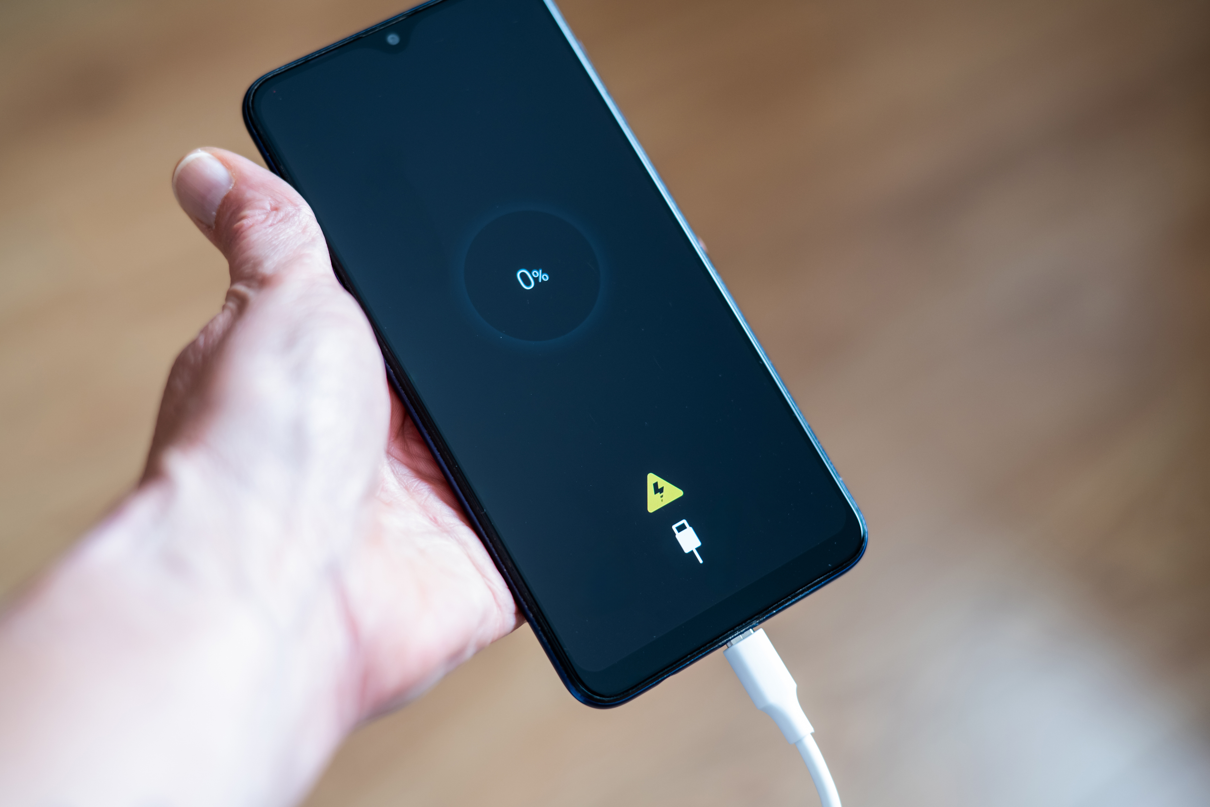 Cómo usar un móvil como control remoto universal