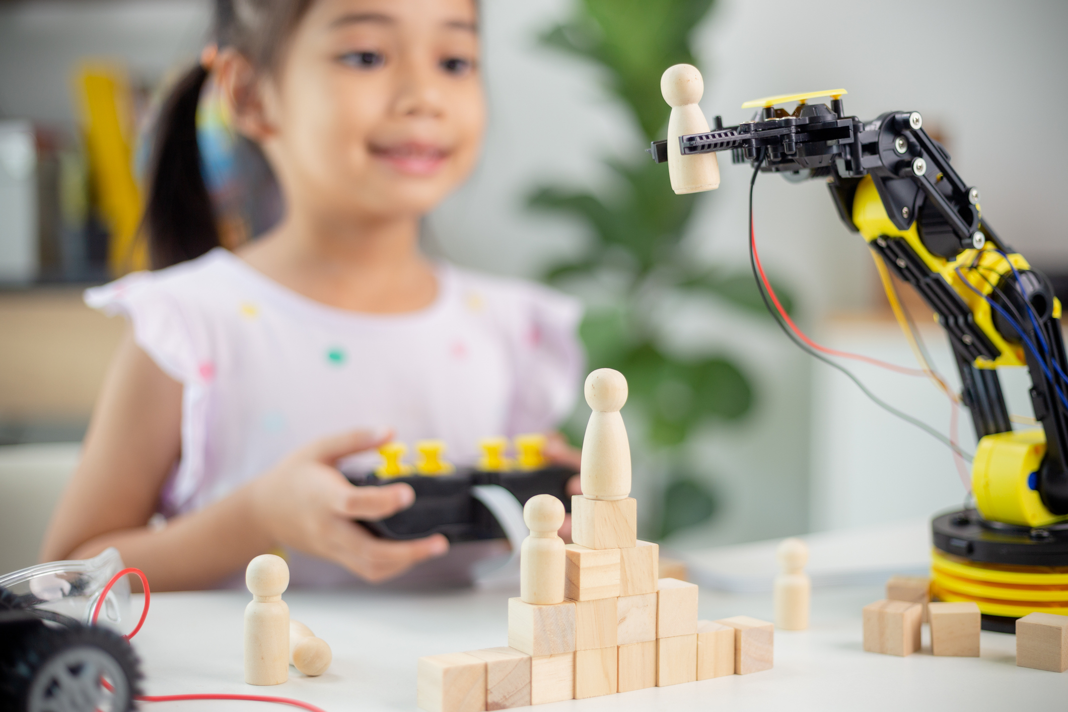Tecnología que educa: los mejores regalos tecnológicos para niños
