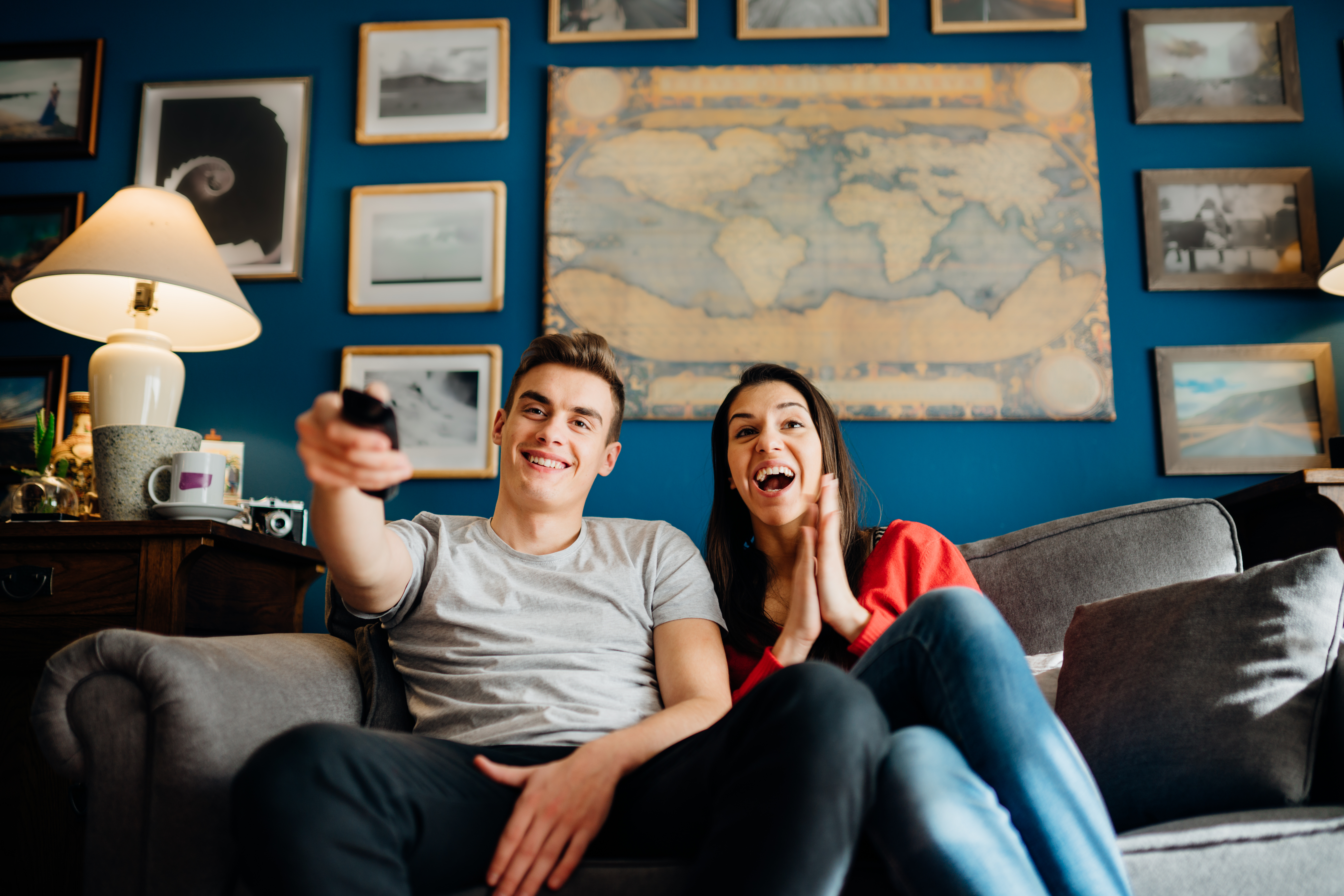 Febrero viene con mando en mano: los estrenos que lo van a petar en Yoigo TV