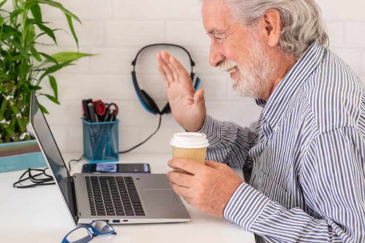 ¿Eres jubilado? Estas tarifas de fijo y móvil están pensadas para ti ¿Eres jubilado? Estas tarifas de fijo y móvil están pensadas para ti