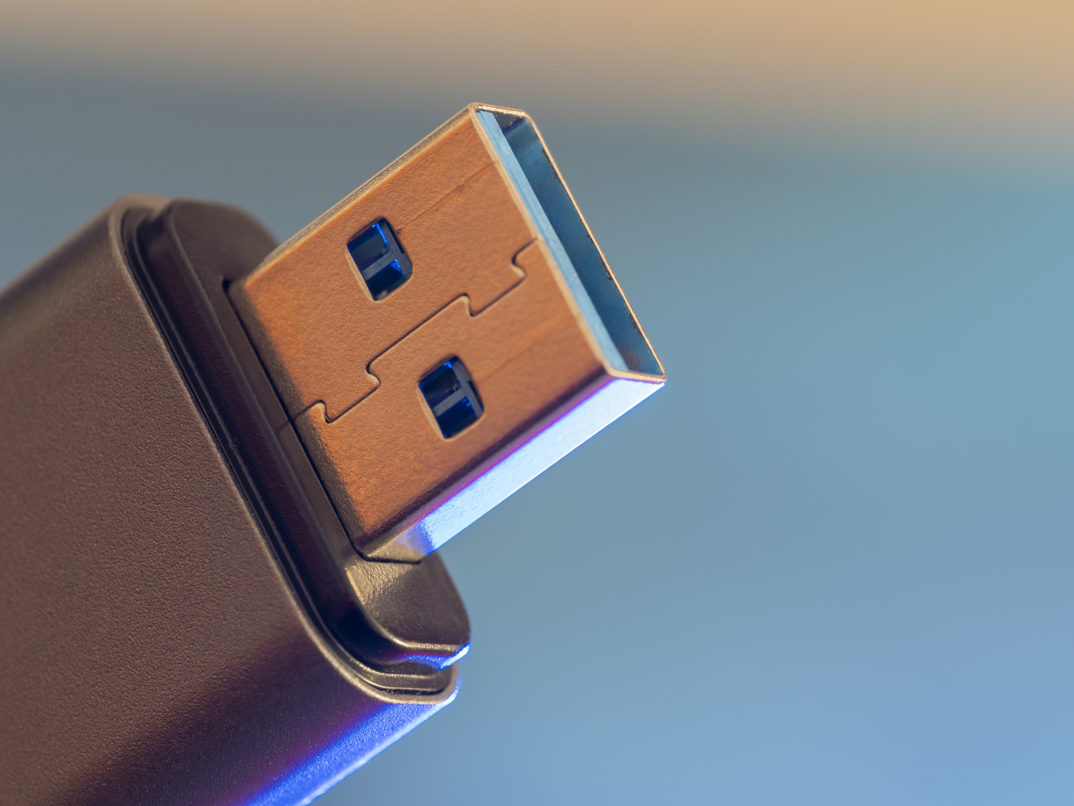 Guía rápida: tipos de puertos USB, funciones y diferencias