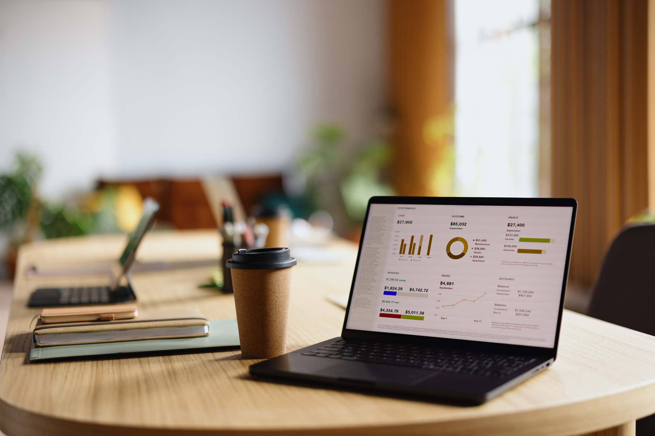 ¿Realmente vale la pena comprarse un portátil táctil?