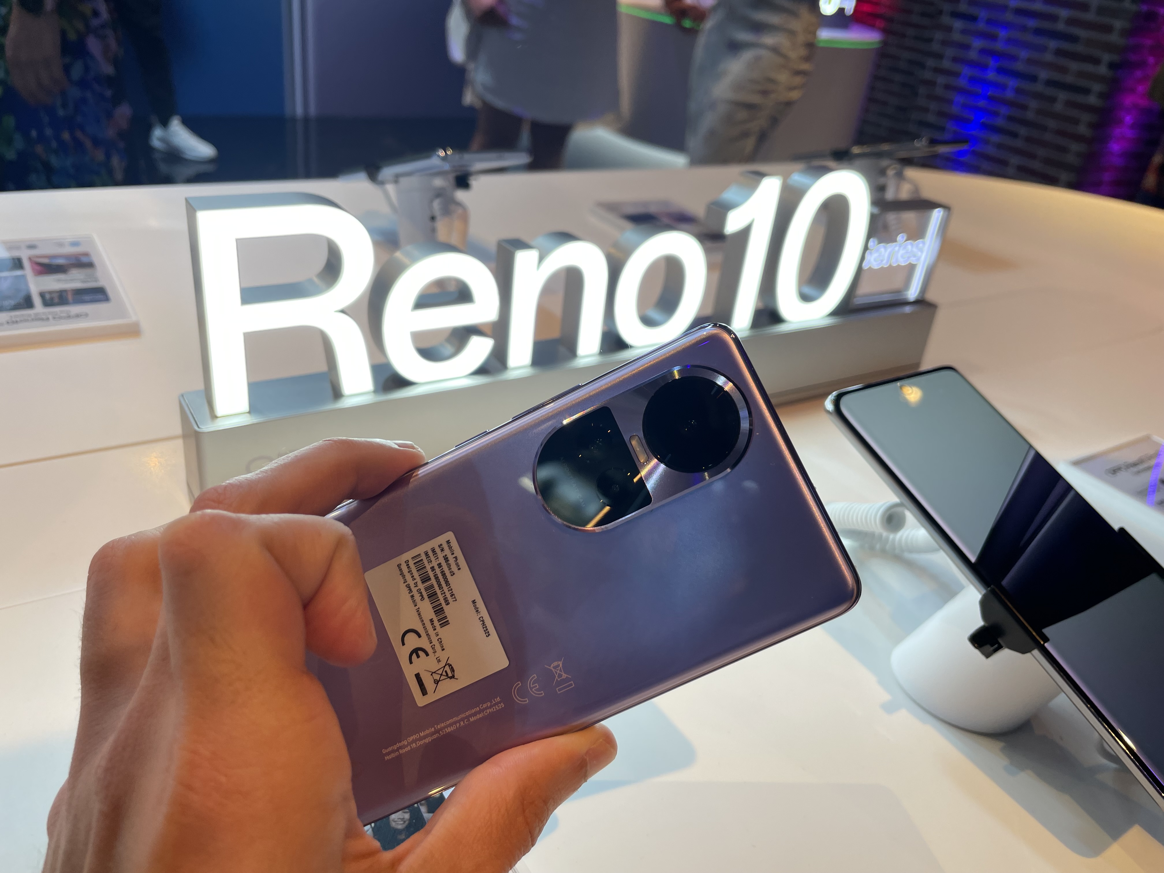 Así son el Oppo Reno 10 y el Oppo Reno 10 Pro 5G, primeras impresiones