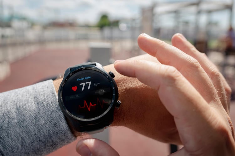 Pulsera de actividad o Smartwatch ¿cuál te conviene más?