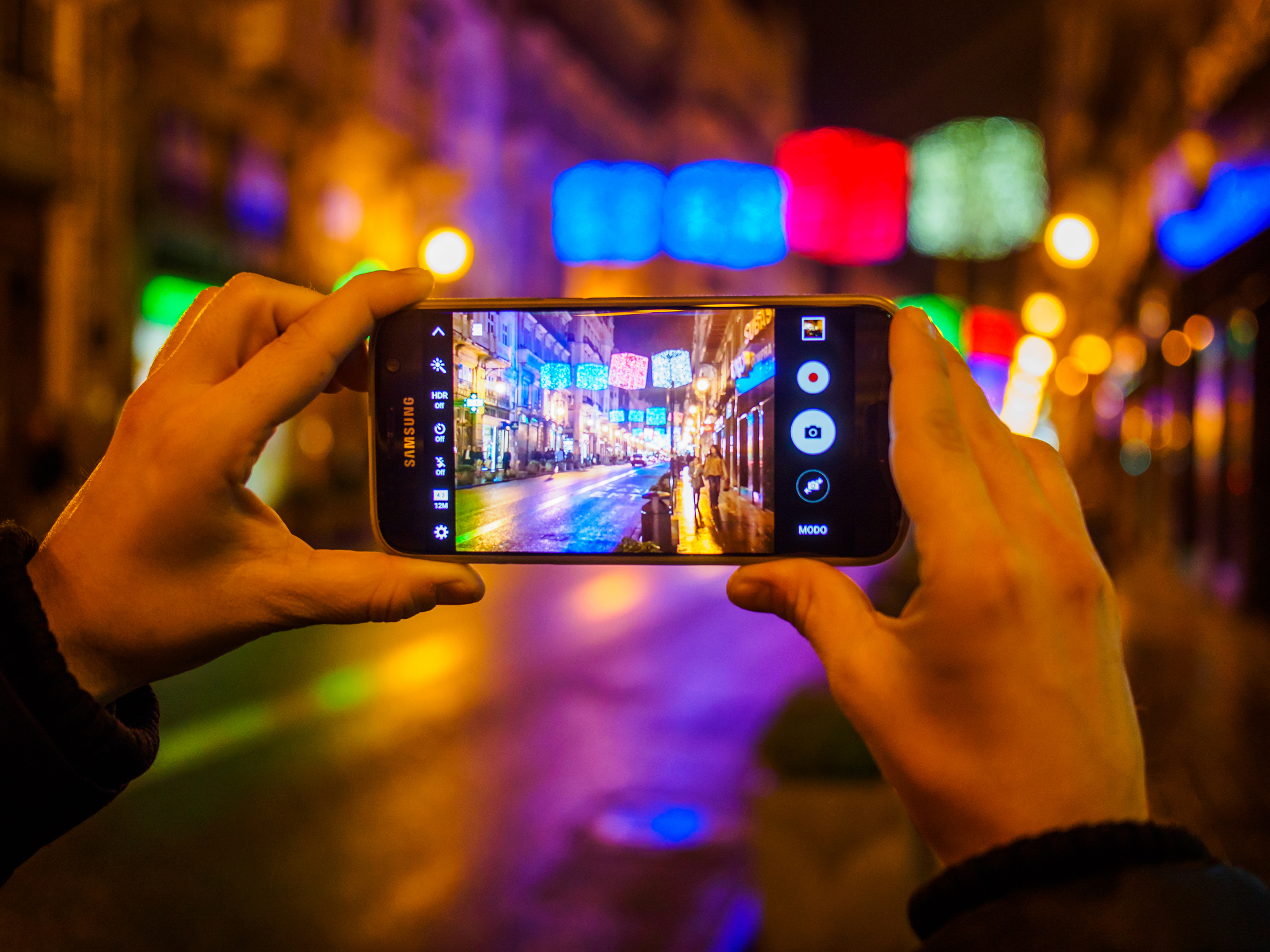 Mejora tus fotos nocturnas en cualquier m&oacute;vil con estos trucos