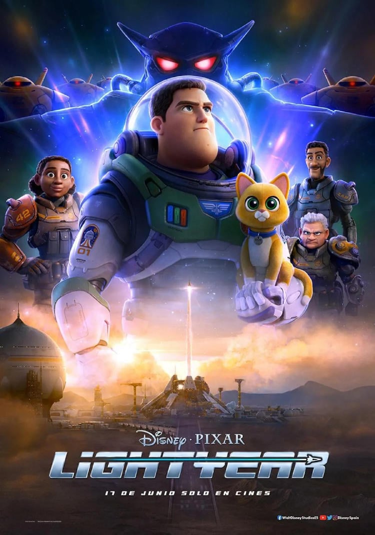 poster-oficial-lightyear