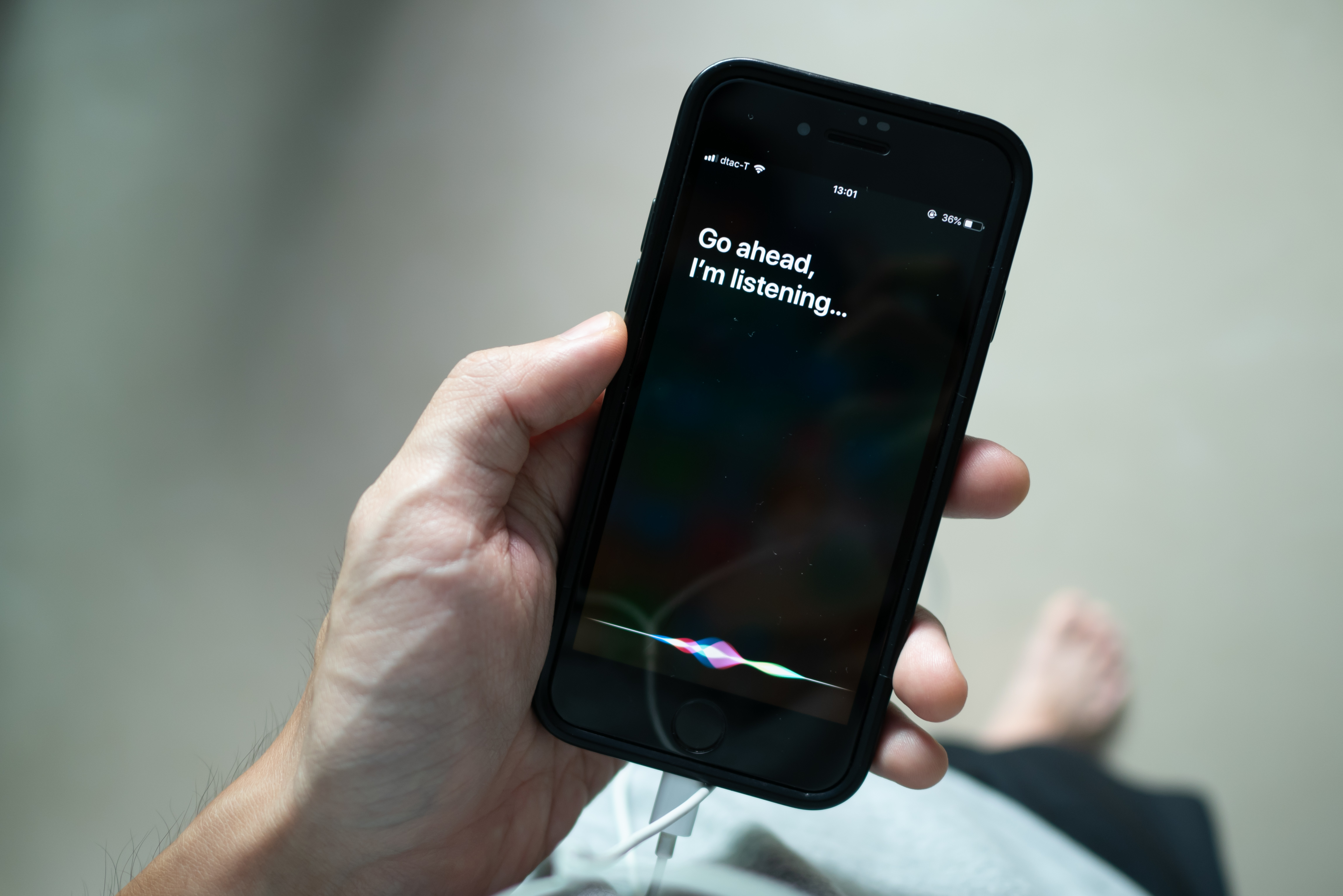 Apple prepara una Siri compatible con Claude, Gemini o ChatGPT