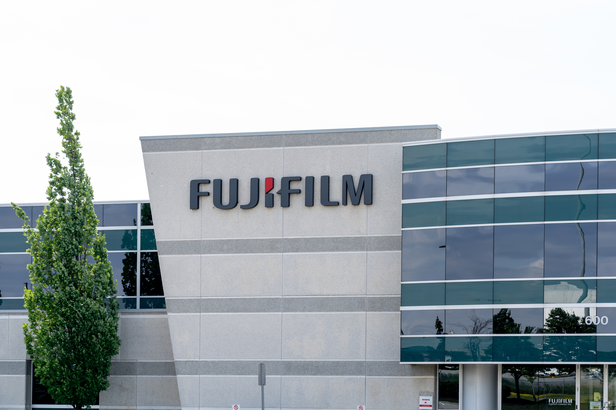 La cámara de foto y vídeo de Fujifilm que captura el pasado